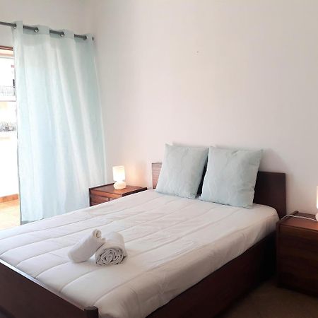 T2 Mira Praia 4- Familiar, 80Mt Praia, Wifi Quarteira Extérieur photo